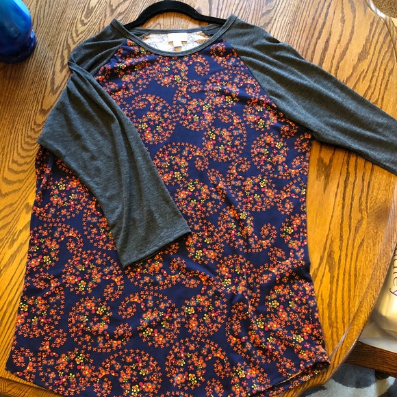 LuLaRoe Tops - Lularoe Randy XL